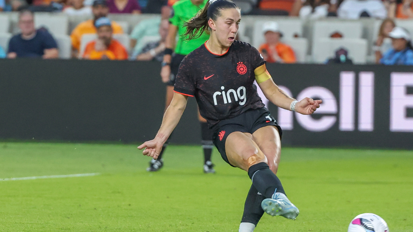 NWSL Team of the Week: Sam Coffey Shines for Portland Thorns; Savy King Honored as Captain Post-Surgery