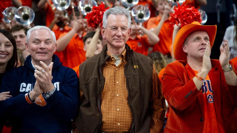 Tommy Tuberville, Former Coach, Set to Enter Alabama Gubernatorial Race