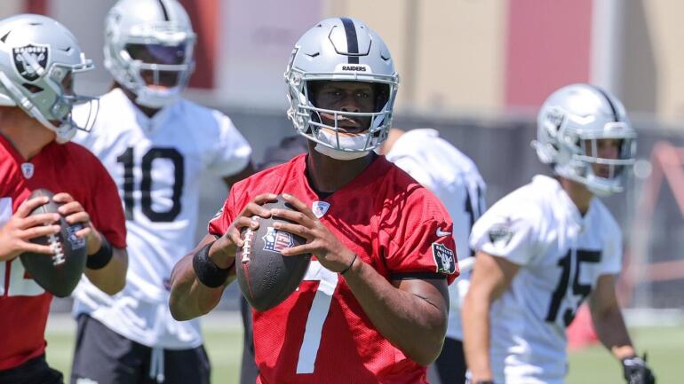 Chip Kelly Praises Geno Smith, Calling Him Like a Second Coach for the Raiders