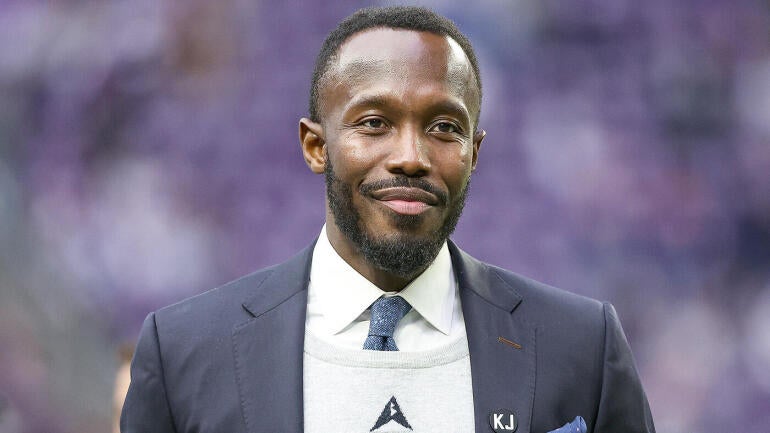 Vikings GM Kwesi Adofo-Mensah Signs New Contract: A Look at the NFL's Top Executives