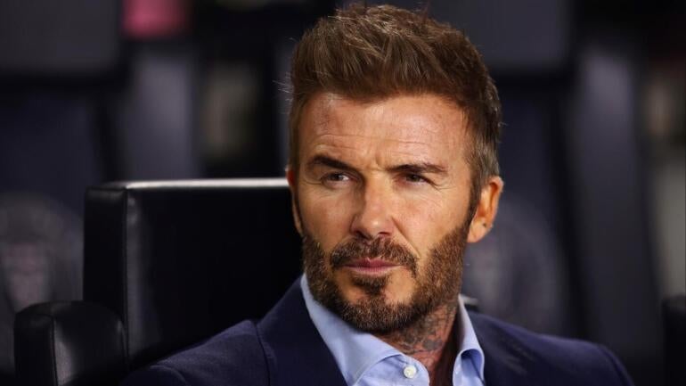 David Beckham calls out Manchester United players for showing disrespect to fans