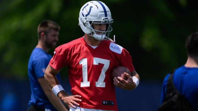 Colts Coach Praises Daniel Jones During Quarterback Competition