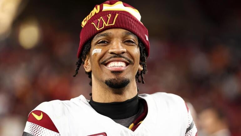 2025 NFL Quarterback Rankings: Jayden Daniels Enters Elite Tier; Caleb Williams Among Promising Names