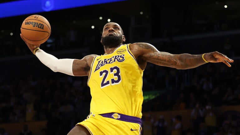LeBron James Advocates for Offensive Player of the Year Award, Questions MVP Criteria