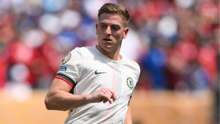Club World Cup Approaches Knockout Phase as USMNT Players Anticipate Transfers