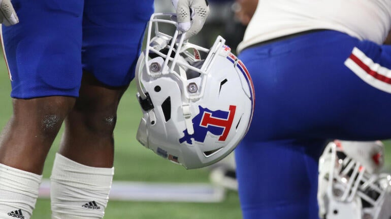 Sun Belt to Invite Louisiana Tech Following Texas State's Move to Pac-12, Sources Say