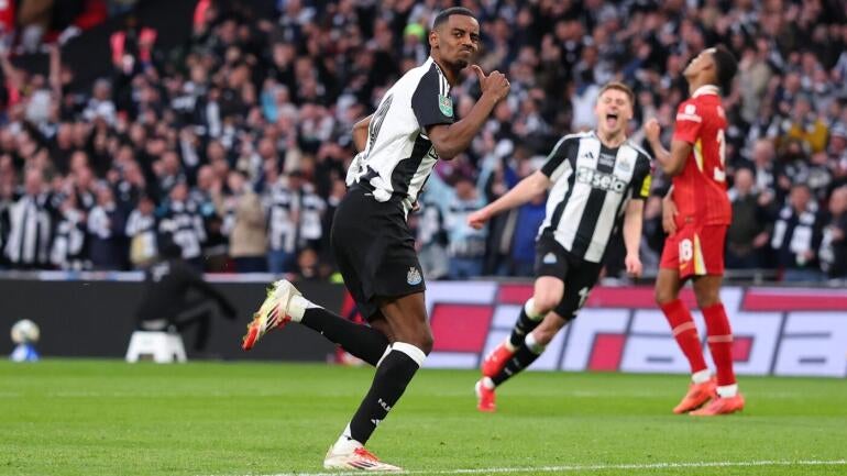 Alexander Isak's Possible Move to Liverpool as Preseason Absence Raises Questions