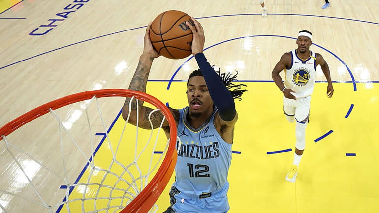 Ja Morant Amazes with Incredible Dunk, Should Participate in Dunk Contest