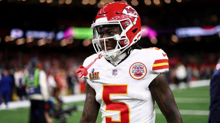 Chiefs WR Marquise 'Hollywood' Brown Carted Off the Field Due to Ankle Injury