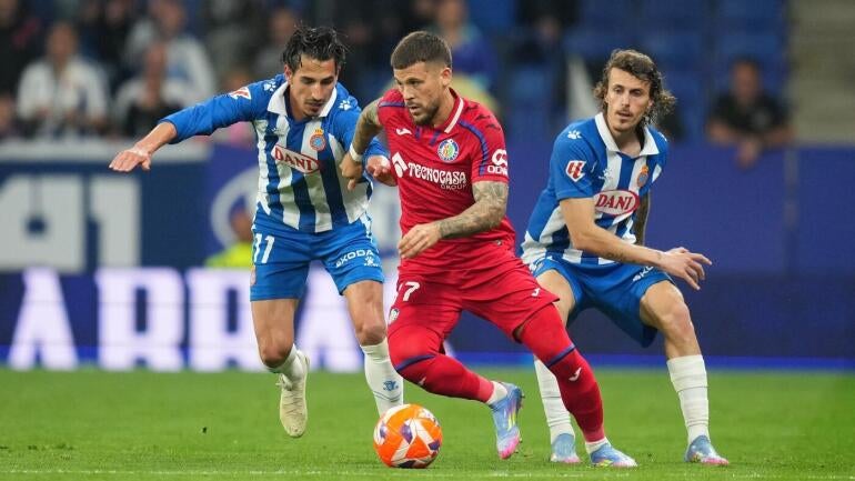 Ex-Barcelona Prospect Carles Perez Hospitalized Following Dog Bite