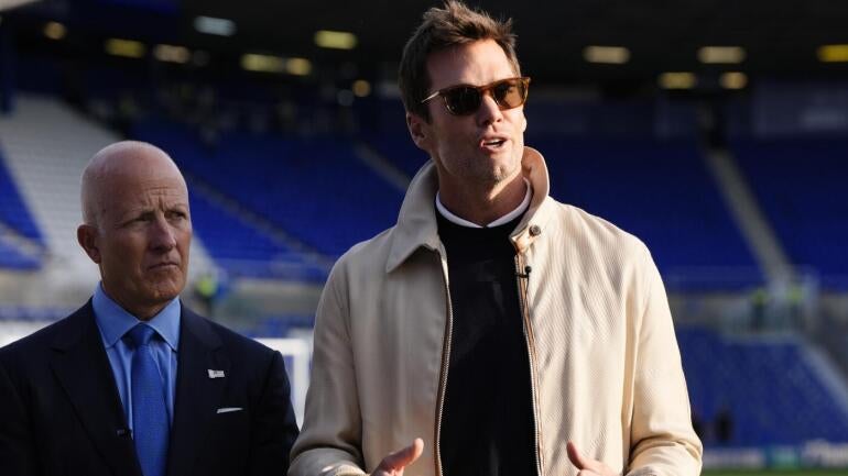 Tom Brady Criticizes Wayne Rooney's Coaching at Birmingham City, Calls Players 'Entitled' and 'Lazy'