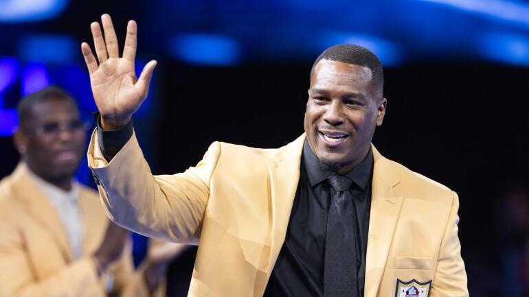Antonio Gates Celebrated as He Joins Pro Football Hall of Fame