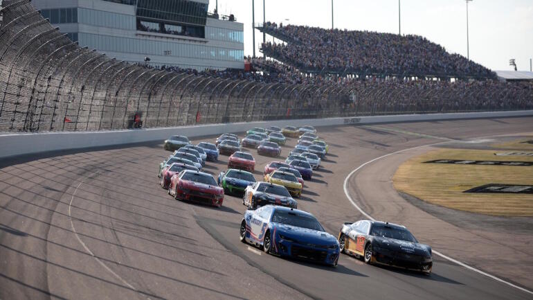 Iowa NASCAR Cup Series: Viewing Details, Lineup, and Race Insights