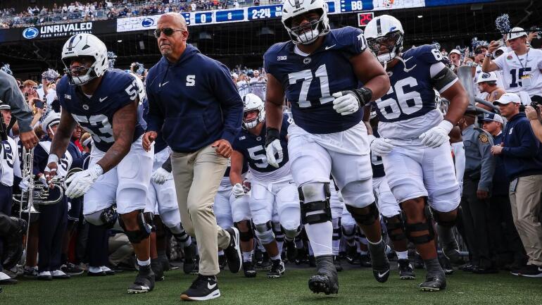 Insights from AP Top 25 Poll: Big Ten and SEC Solidify Dominance