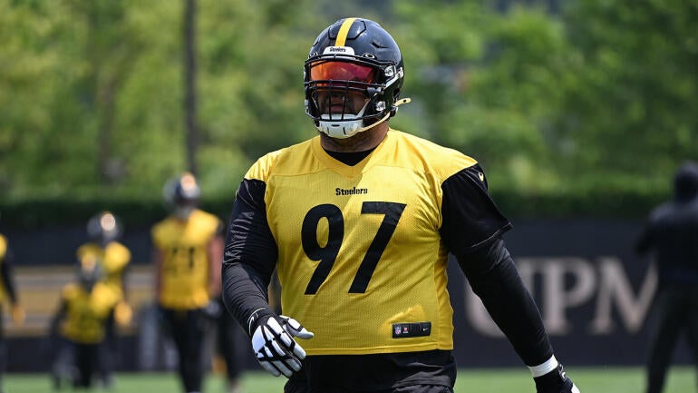 Cameron Heyward Back in Practice as Contract Talks Continue