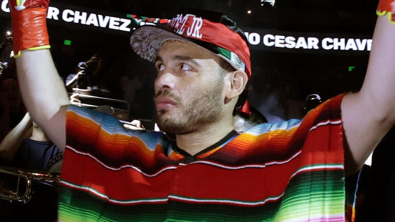 Julio César Chávez Jr. Sent to Mexico After ICE Arrest and Imprisonment