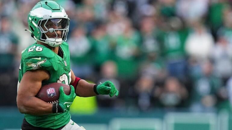 Expert Rankings for 2025 Fantasy Football Players Revealed