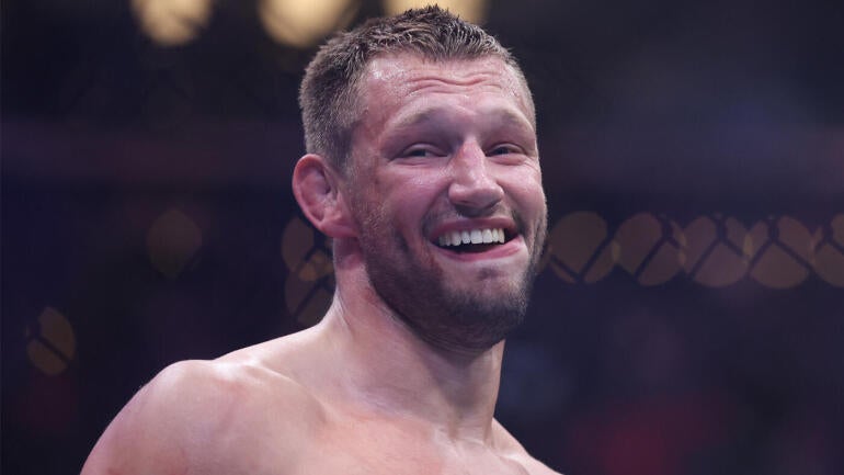 Renier de Ridder Takes on Anthony Hernandez at UFC Fight Night in Vancouver