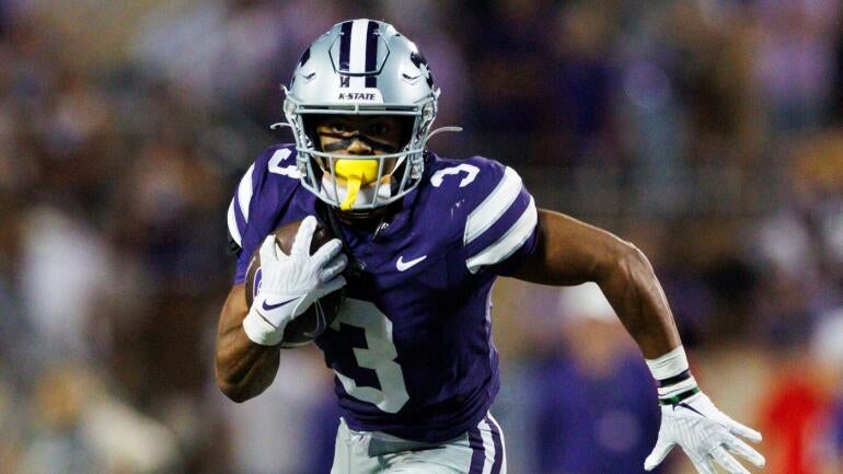 Dylan Edwards Suffers Injury in Kansas State's Opening Match Against Iowa State