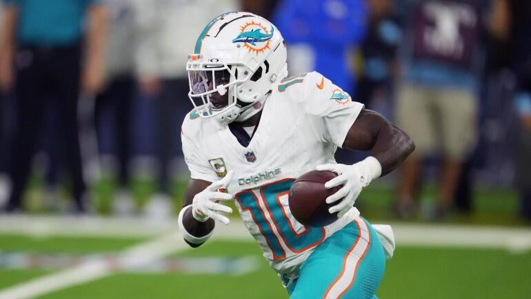 2025 Fantasy Football Rankings: Predicting Busts Based on Proven Models