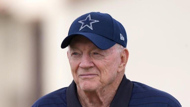 Micah Parsons Moves from Cowboys to Packers: Insights from Jerry Jones' Conference