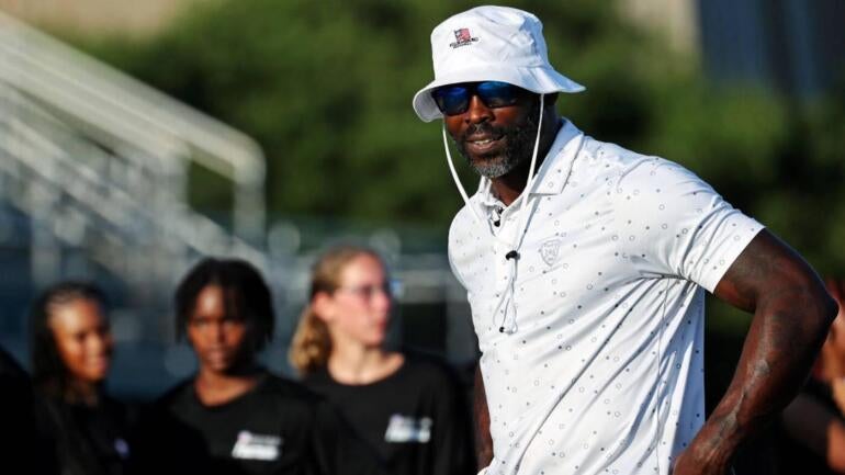 Michael Vick's Coaching Debut Results in Disappointing Loss for Norfolk State