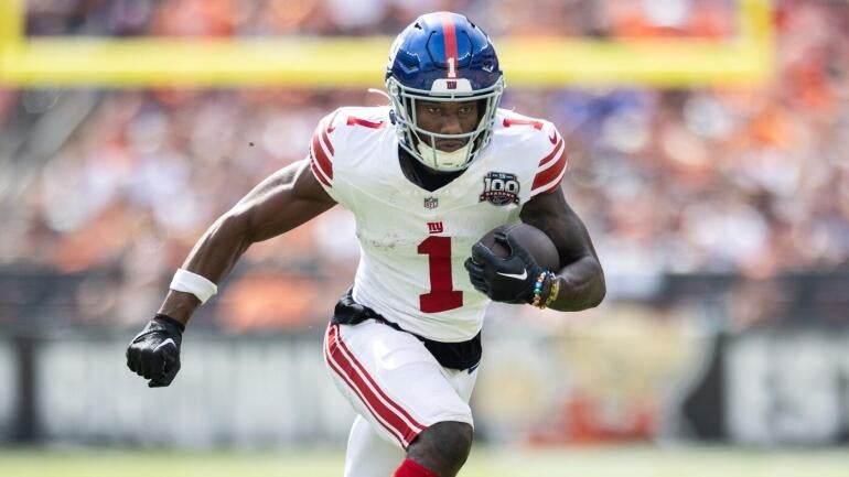 2025 Fantasy Football Rankings: Optimal Picks for QBs, RBs, WRs, and TEs