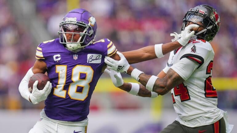 Bears and Vikings Face Off: Key Player Props and Betting Insights for Monday Night Football