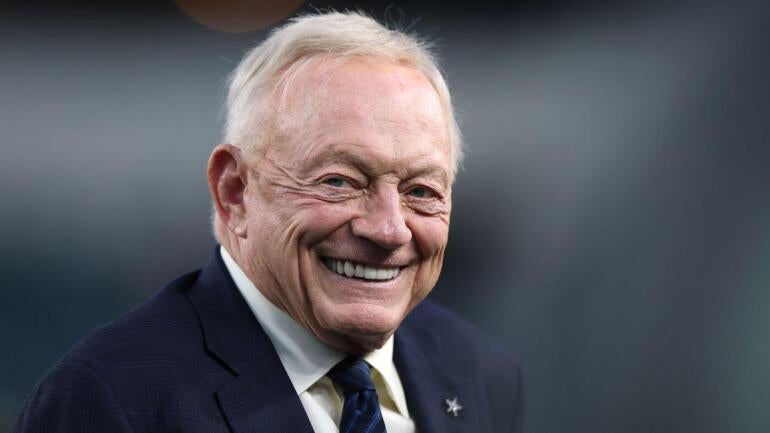 Jerry Jones Comments on Micah Parsons' Debut with the Packers Amid Trade Speculations