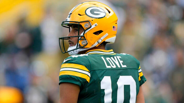 Live Coverage: Commanders Face Packers as Playoff Contenders Clash