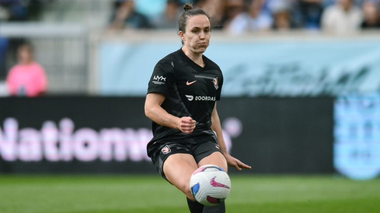 North Carolina Courage and Angel City FC Aim for Playoff Success Amid Major Trades