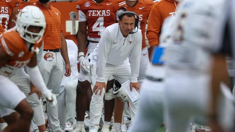 Texas Coach Steve Sarkisian: The Need for Change in Offensive Strategy
