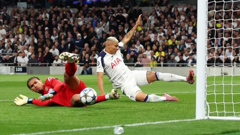 Frank Pleased with Spurs' Strong Foundations Despite Lack of Style Points