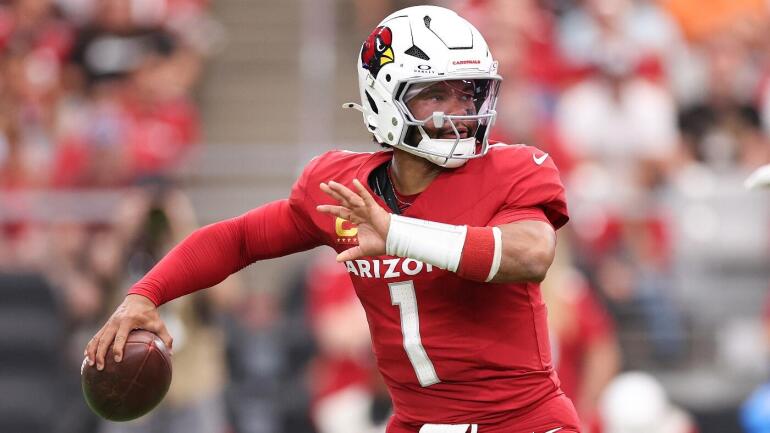 Kyler Murray Issues Apology After Sharing Photo in Michael Vick Jersey