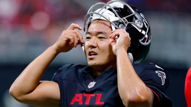 Atlanta Falcons Part Ways with Kicker Younghoe Koo, Promote Parker Romo