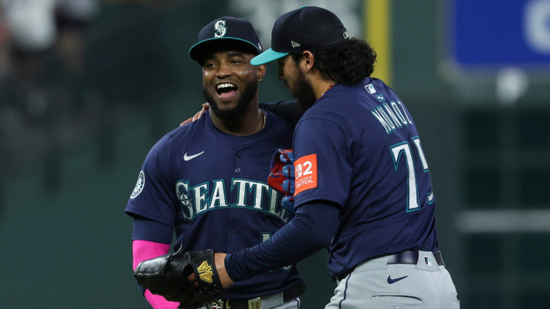 Victor Robles' Incredible Catch Leads Mariners Over Astros in Crucial AL West Clash
