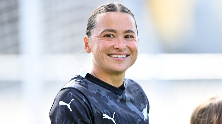 Ali Riley Announces Her Retirement from Professional Soccer