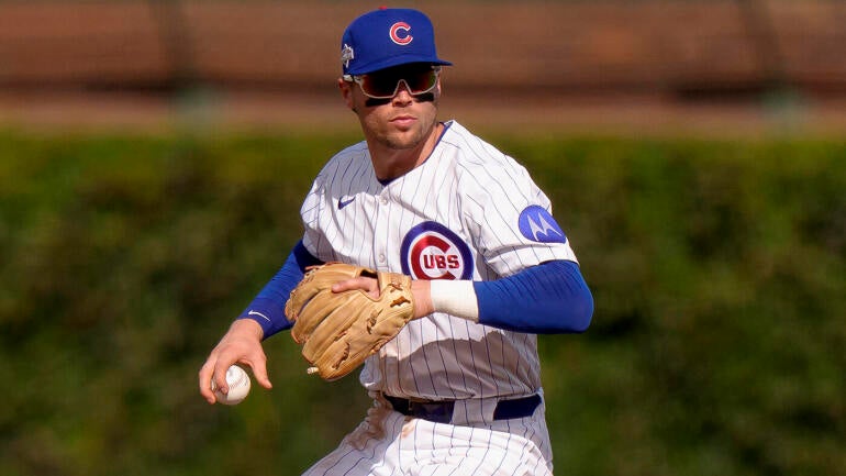 Cubs Showcase Their Defense Against the Padres: Can They Outperform the Brewers in the NLDS?