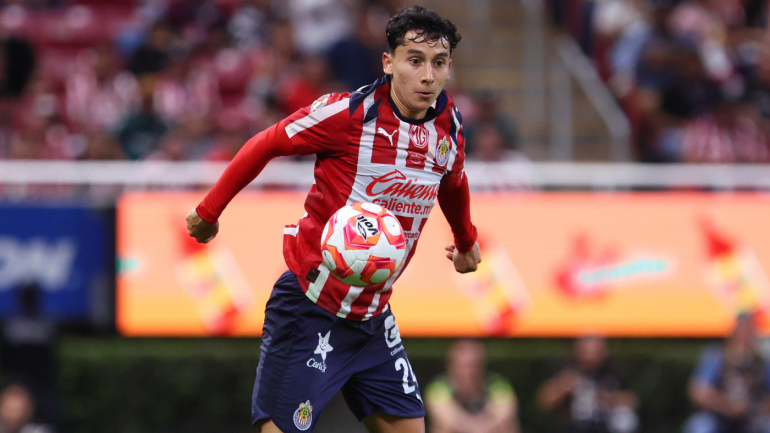 Pumas UNAM and Chivas Guadalajara Prepare for Crucial Liga MX Showdown