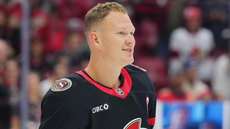 Brady Tkachuk to Miss 6-8 Weeks Following Thumb Surgery