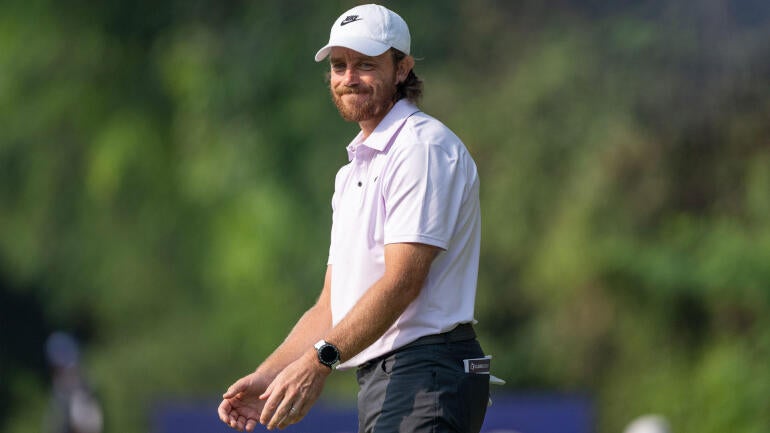 2025 India Championship: Tommy Fleetwood Leads as Weekend Approaches