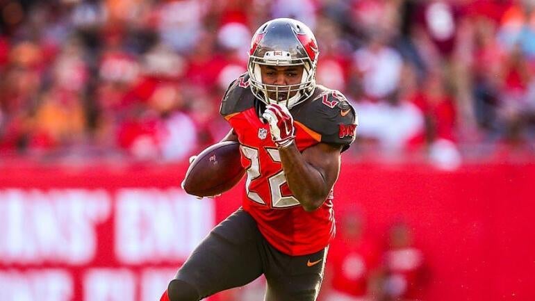 Doug Martin, Former All-Pro Buccaneers RB and Boise State Star, Passes Away at 36