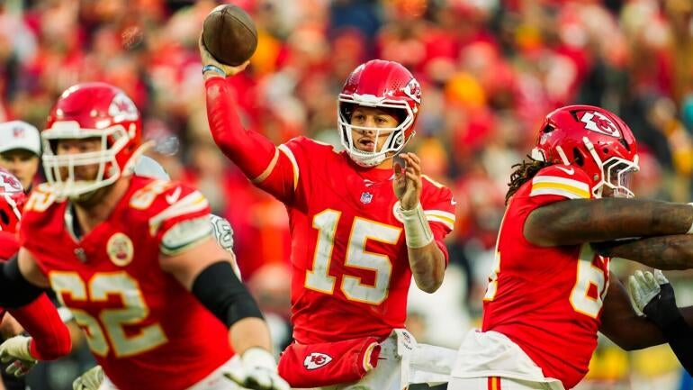 NFL Week 7 Highlights: Chiefs and Eagles Reignite Offense, Dolphins and Jets Struggle
