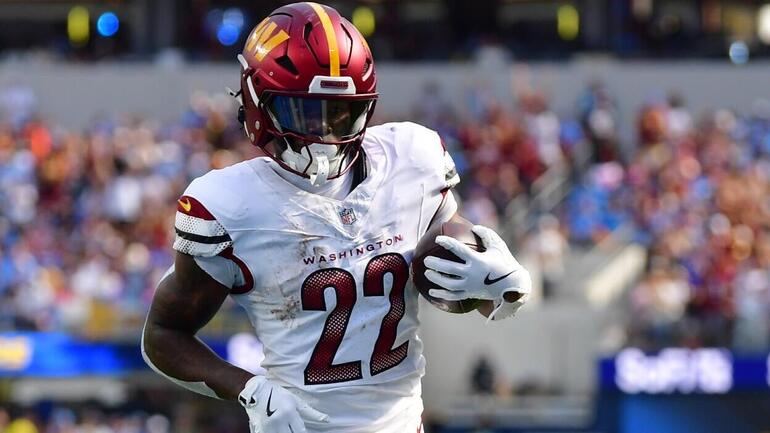 Updated Dynasty Fantasy Football Rankings for Week 8: Key Players on the Rise and Potential Trade Candidates