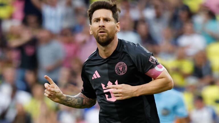 Lionel Messi Signs Extension with Inter Miami Until 2028, Club Reveals Strategic Announcement