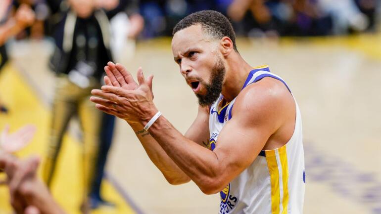 Curry Still Knows How to Take Over, Leading Warriors in Overtime Against Nuggets