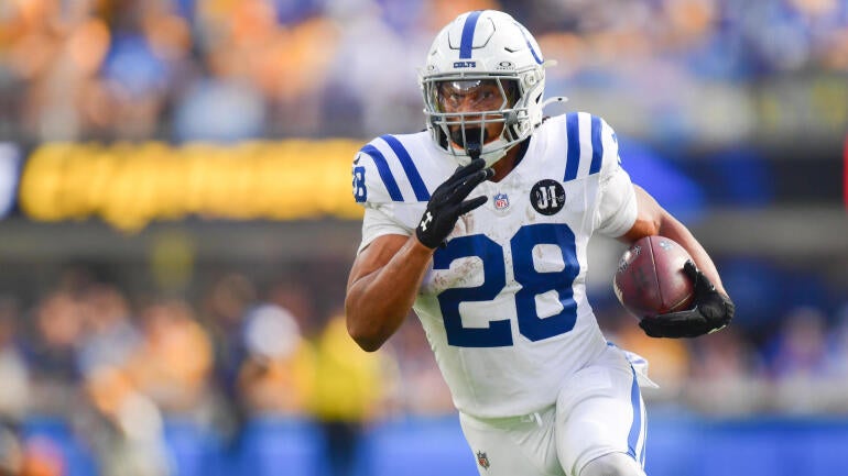 Fantasy Football 2025 Week 8 DFS Strategies: Key Players to Consider