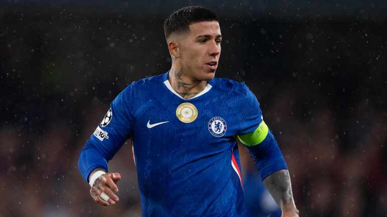 Chelsea Faces Sunderland in Premier League Showdown