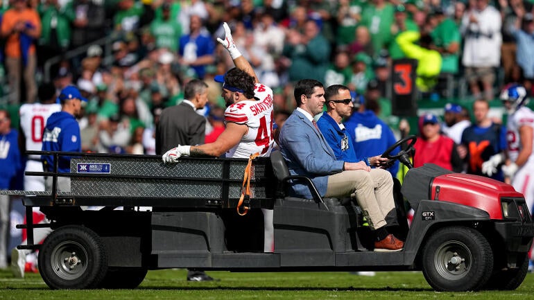 Giants' Cam Skattebo Injured: Rookie Star Suffers Ankle Dislocation Against Eagles