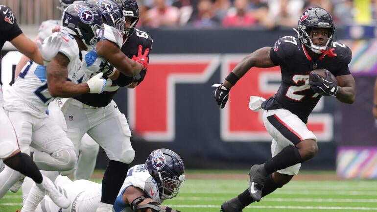 Fantasy Football Week 9 Running Back Picks: Start Travis Etienne, Beware of RJ Harvey